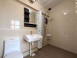 Blk 130 Eunos Spring (Bedok), HDB Executive #613577091